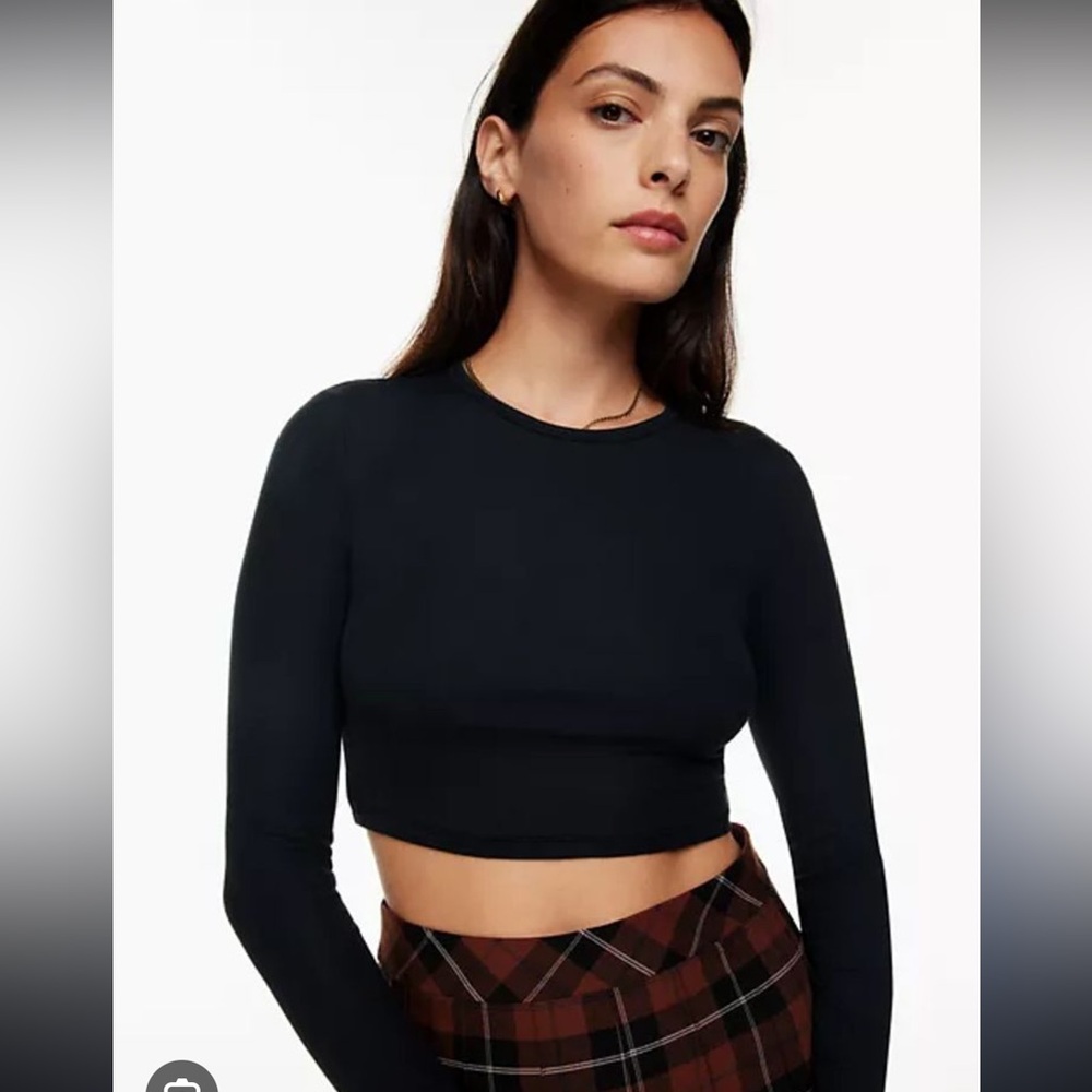 Sunday Best
Bliss Cropped Longsleeve
Black
Size M